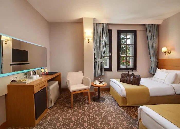 Almina Гостевой дом 4*