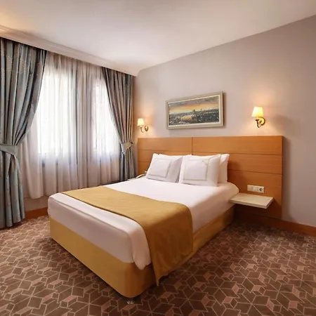 Almina Provincia di Istanbul